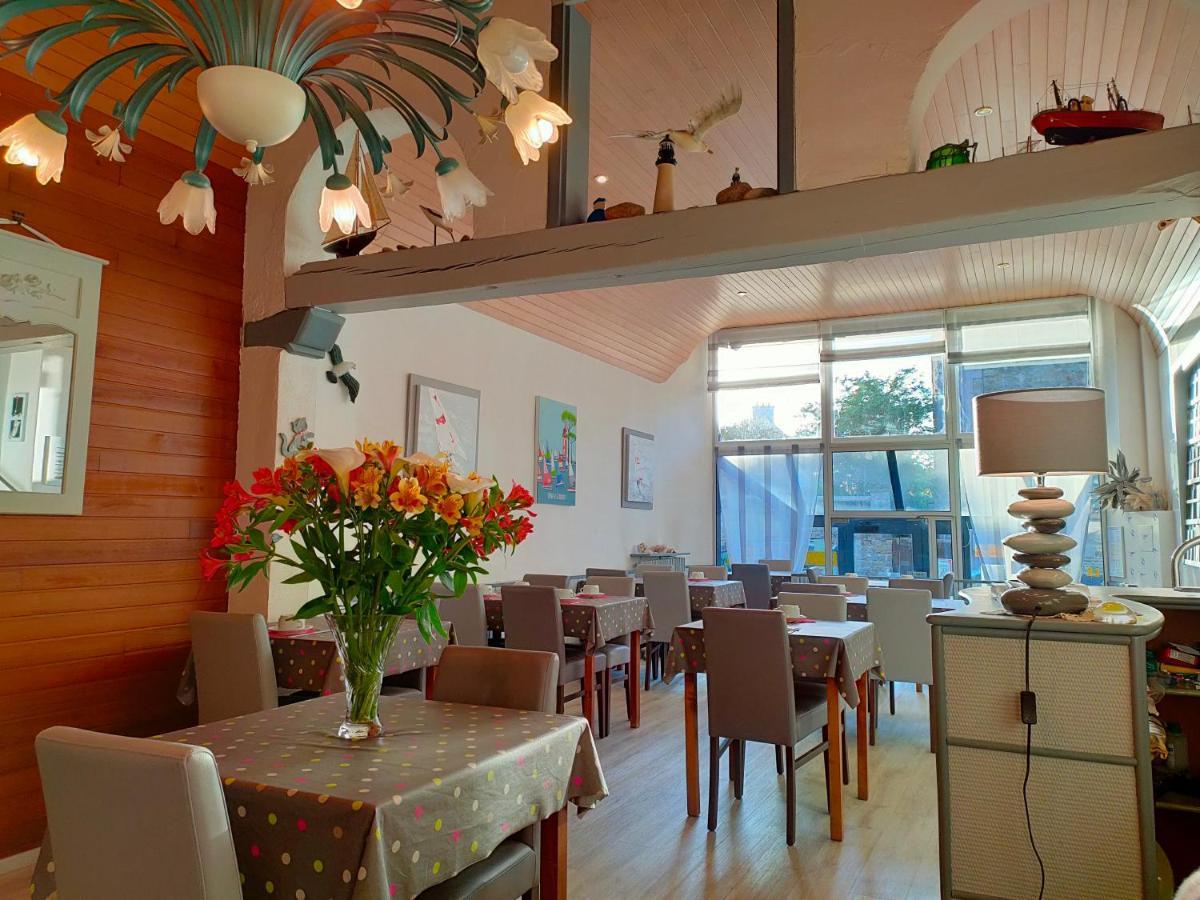 Hotel Le Littoral Lezardrieux Luaran gambar