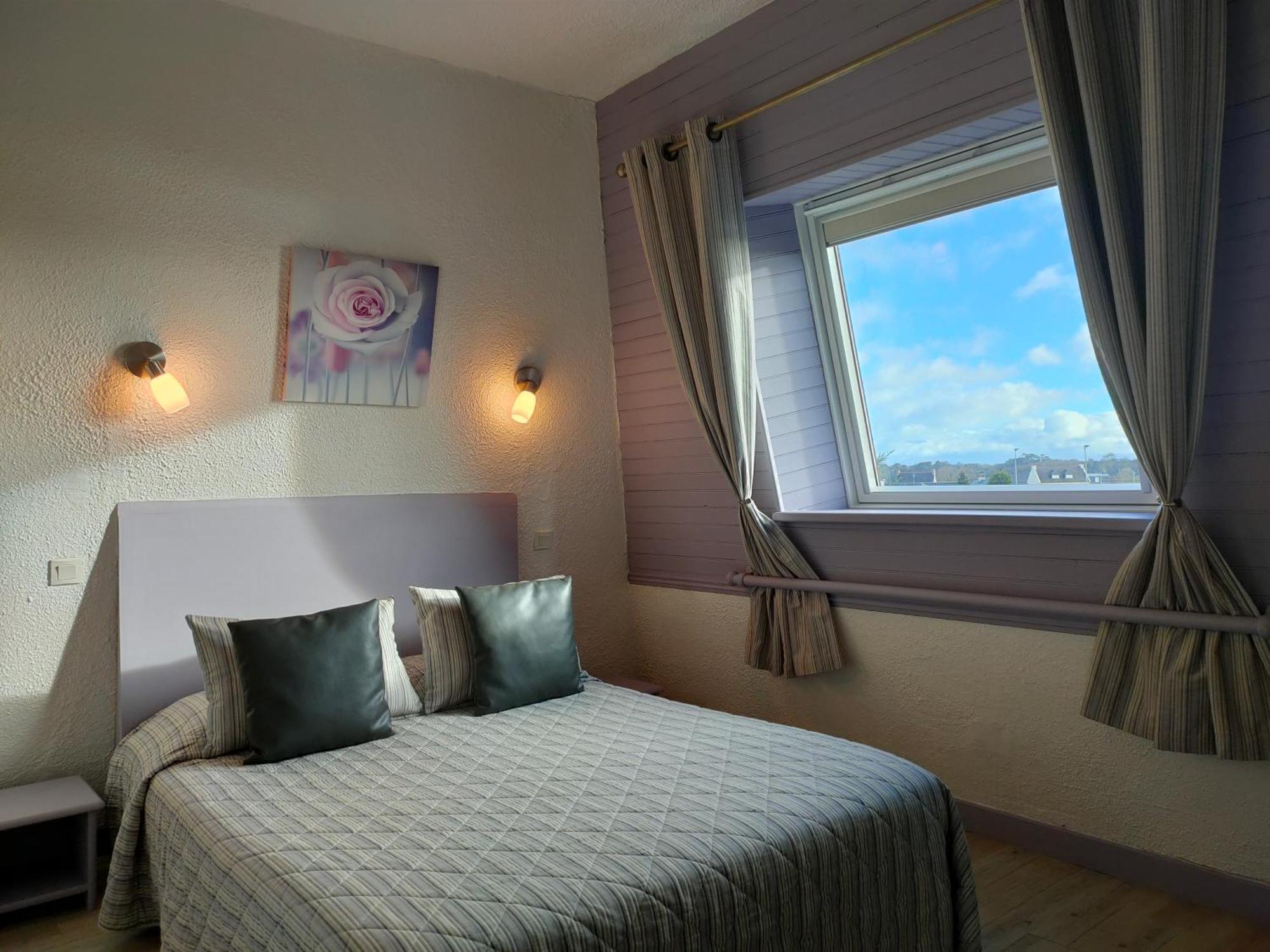 Hotel Le Littoral Lezardrieux Luaran gambar