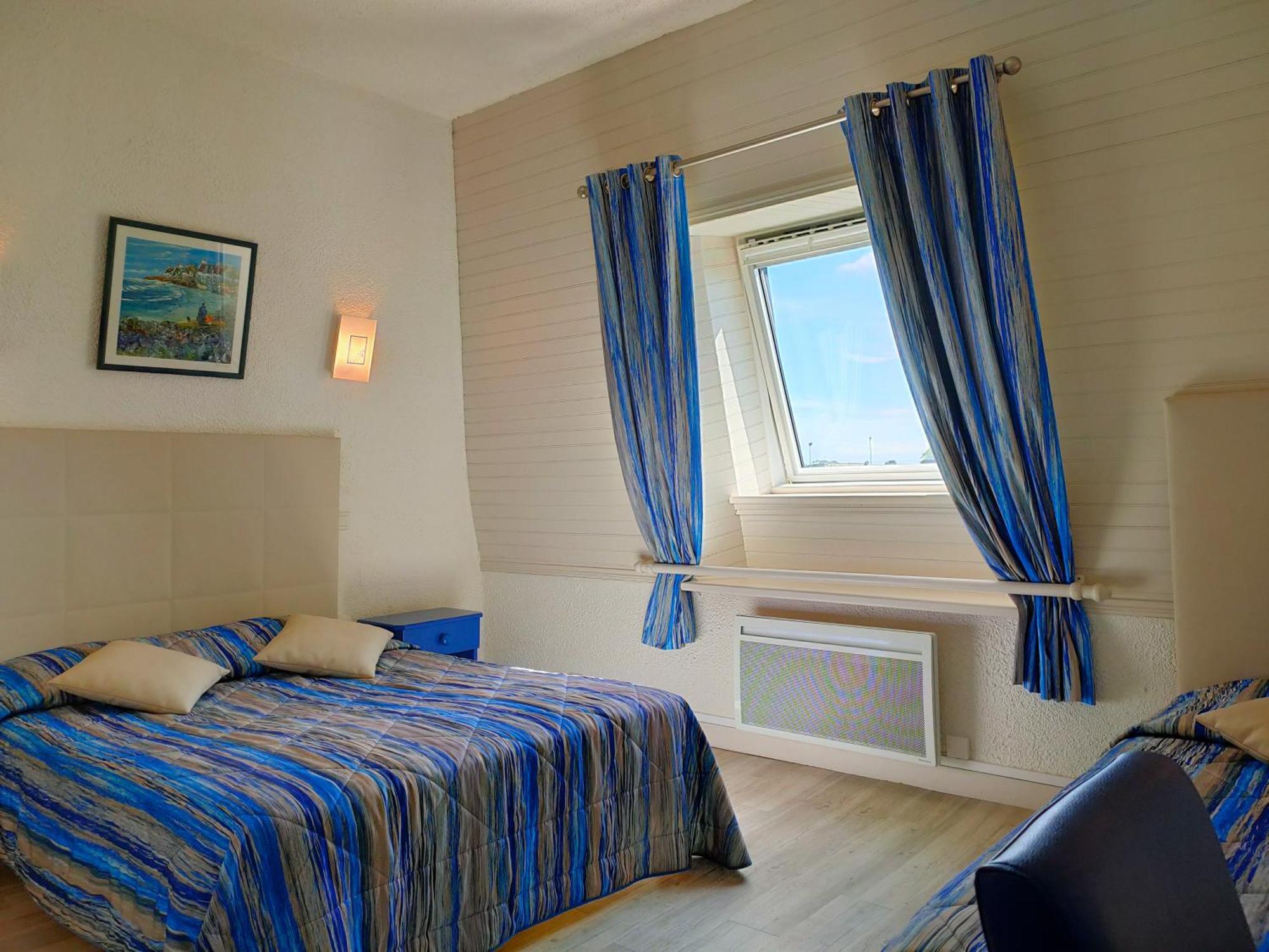 Hotel Le Littoral Lezardrieux Luaran gambar