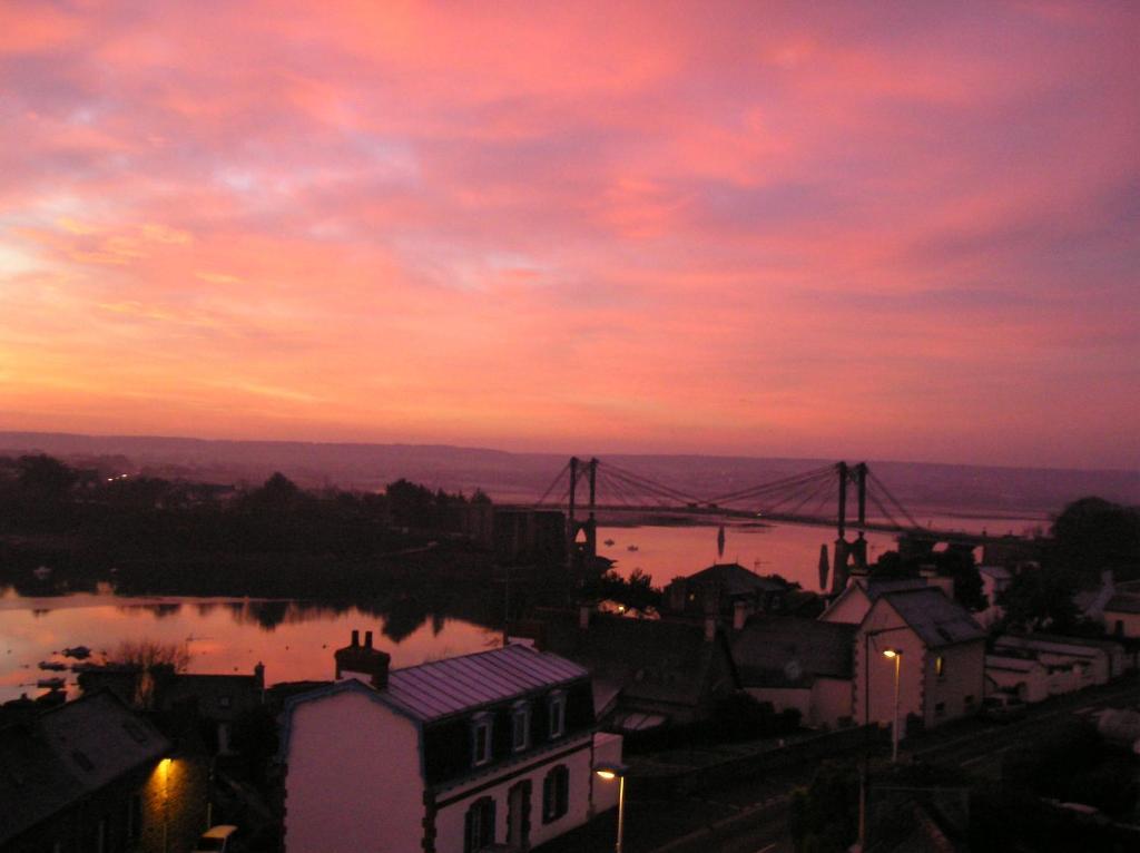 Hotel Le Littoral Lezardrieux Luaran gambar